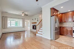 40 Concannon Dr, Fords, NJ 08863 - Photo 9