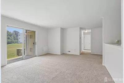 11 Crop Court, Tinton Falls, NJ 07753 - Photo 3