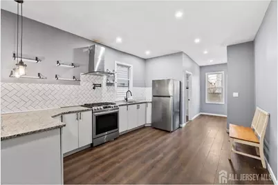 487 S 17th Street S #2 FL, Newark, NJ 07103 - Photo 1
