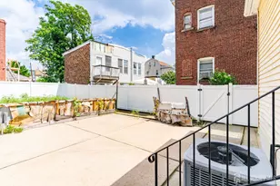 128 Lewis St, Perth Amboy, NJ 08861 - Photo 29