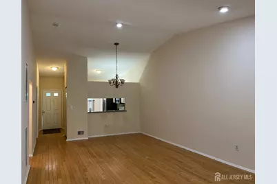 142 Wycoff Way W, East Brunswick Township, NJ 08816 - Photo 5