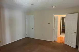 142 Wycoff Way W, East Brunswick Township, NJ 08816 - Photo 19