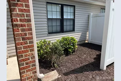 142 Wycoff Way W, East Brunswick Township, NJ 08816 - Photo 3