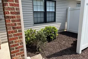 142 Wycoff Way W, East Brunswick Township, NJ 08816 - Photo 3