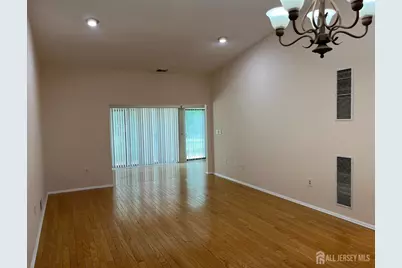 142 Wycoff Way W, East Brunswick Township, NJ 08816 - Photo 7