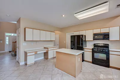 11 Lafayette Drive, South Brunswick Township, NJ 08823 - Photo 15