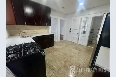 50 Harvey Street, New Brunswick, NJ 08901 - Photo 5
