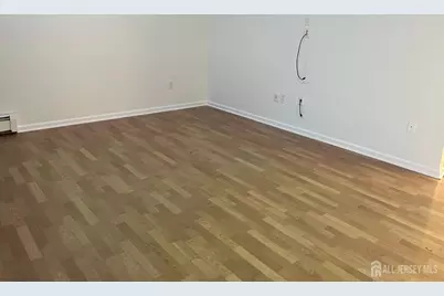 66 Netherwood Circle, Edison, NJ 08820 - Photo 5