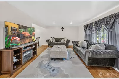 66 Janice Drive, Spotswood, NJ 08884 - Photo 5