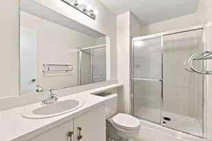 407 Lancaster Ct, Piscataway Township, NJ 08854 - Photo 17