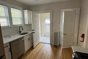 [Address not provided], Woodbridge Township, NJ 07095 - Photo 11