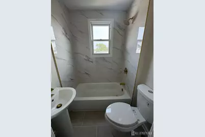 [Address not provided], Woodbridge Township, NJ 07095 - Photo 7