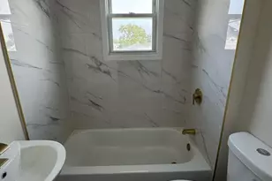 [Address not provided], Woodbridge Township, NJ 07095 - Photo 7