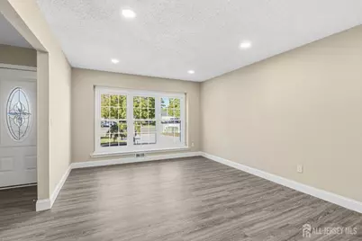 [Address not provided], Toms River Township, NJ 08753 - Photo 7
