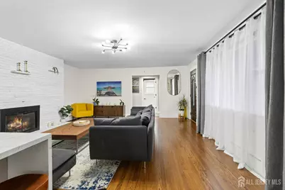 125 W Minna Avenue, Avenel, NJ 07001 - Photo 5