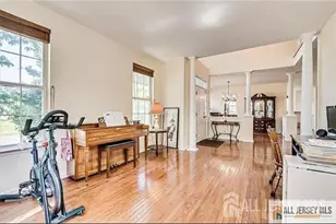 31 Orchid Dr, Plainsboro Township, NJ 08536 - Photo 9