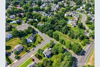 1 Dutchess Lane, South Brunswick Township, NJ 08810 - Photo 11