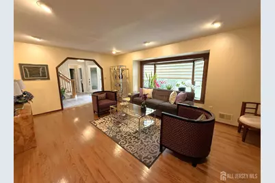 86 Tall Oaks Drive, East Brunswick Township, NJ 08816 - Photo 3