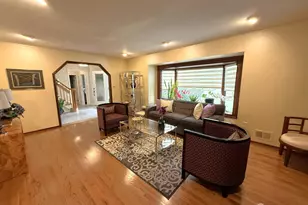 86 Tall Oaks Dr, East Brunswick Township, NJ 08816 - Photo 3