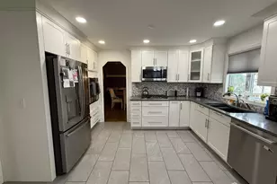86 Tall Oaks Dr, East Brunswick Township, NJ 08816 - Photo 13