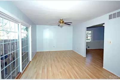 48 Astor Court, Sayreville, NJ 08872 - Photo 9