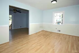 48 Astor Ct, Sayreville, NJ 08872 - Photo 3