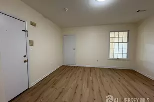 431-437 Main St, Metuchen, NJ 08840 - Photo 3