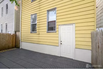 216 Bayview Avenue, Jersey City, NJ 07305 - Photo 19