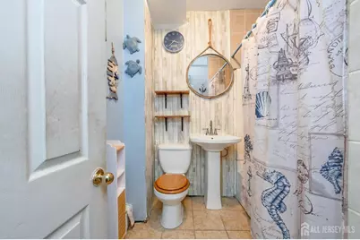 216 Bayview Avenue, Jersey City, NJ 07305 - Photo 5