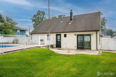 106 Washington Avenue, Iselin, NJ 08830 - Photo 39