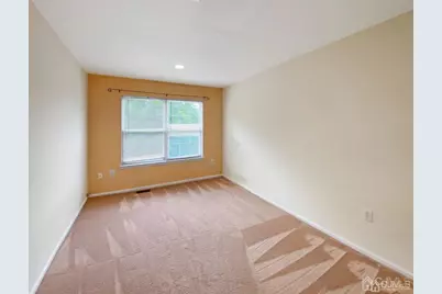 48 Berkshire Way, East Brunswick Township, NJ 08816 - Photo 19