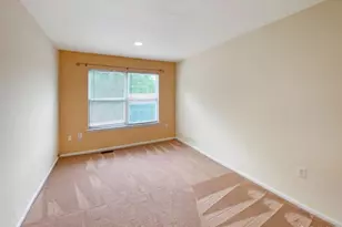 48 Berkshire Way, East Brunswick Township, NJ 08816 - Photo 19