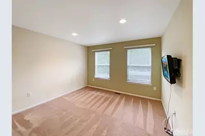 48 Berkshire Way, East Brunswick Township, NJ 08816 - Photo 17
