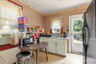 1853 W 5th Street W, Piscataway Township, NJ 08854 - Photo 5