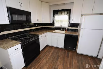 6 Jasko Court, South Amboy, NJ 08879 - Photo 7