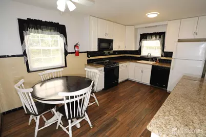 6 Jasko Court, South Amboy, NJ 08879 - Photo 5