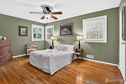 4 Darby Road, East Brunswick Township, NJ 08816 - Photo 15