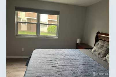 13-2 Florence Tollgate, Florence, NJ 08518 - Photo 5