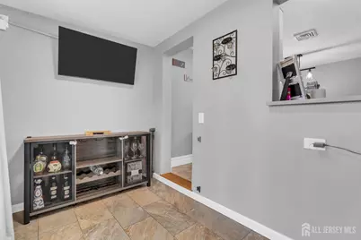 86 Bloomfield Avenue, Edison, NJ 08837 - Photo 17