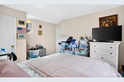 308 Skene Drive, South Plainfield, NJ 07080 - Photo 17