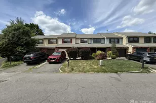11 Walton Ct, East Brunswick Township, NJ 08816 - Photo 35