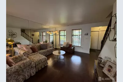 11 Walton Court, East Brunswick Township, NJ 08816 - Photo 5