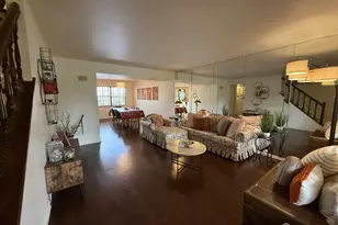 11 Walton Ct, East Brunswick Township, NJ 08816 - Photo 3