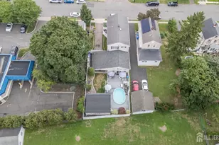 10 Crampton Ave, Woodbridge Township, NJ 07095 - Photo 37