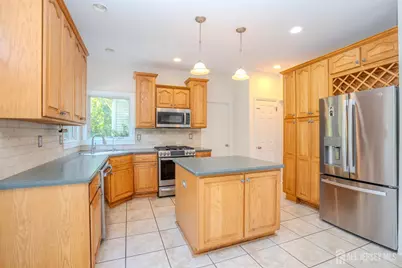 32 W Kincaid Drive, West Windsor Township, NJ 08550 - Photo 19