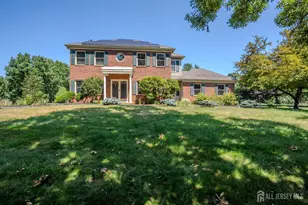 32 W Kincaid Dr, West Windsor Township, NJ 08550 - Photo 1