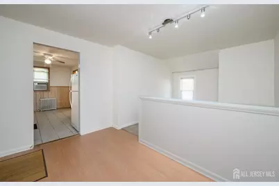 27 S Robert Street S, Sewaren, NJ 07077 - Photo 19