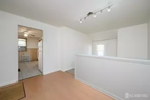 27 S Robert Street S, Sewaren, NJ 07077 - Photo 19