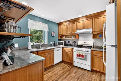 35 Mitchell Avenue, Piscataway Township, NJ 08854 - Photo 7