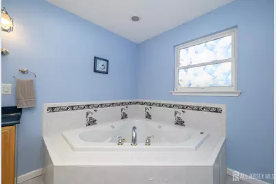 3 Charles Court, Edison, NJ 08820 - Photo 29